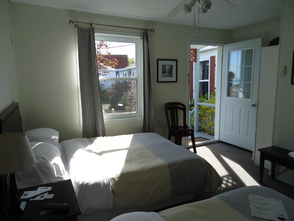 Hotel-Motel Baie-Ste-Catherine Kültér fotó